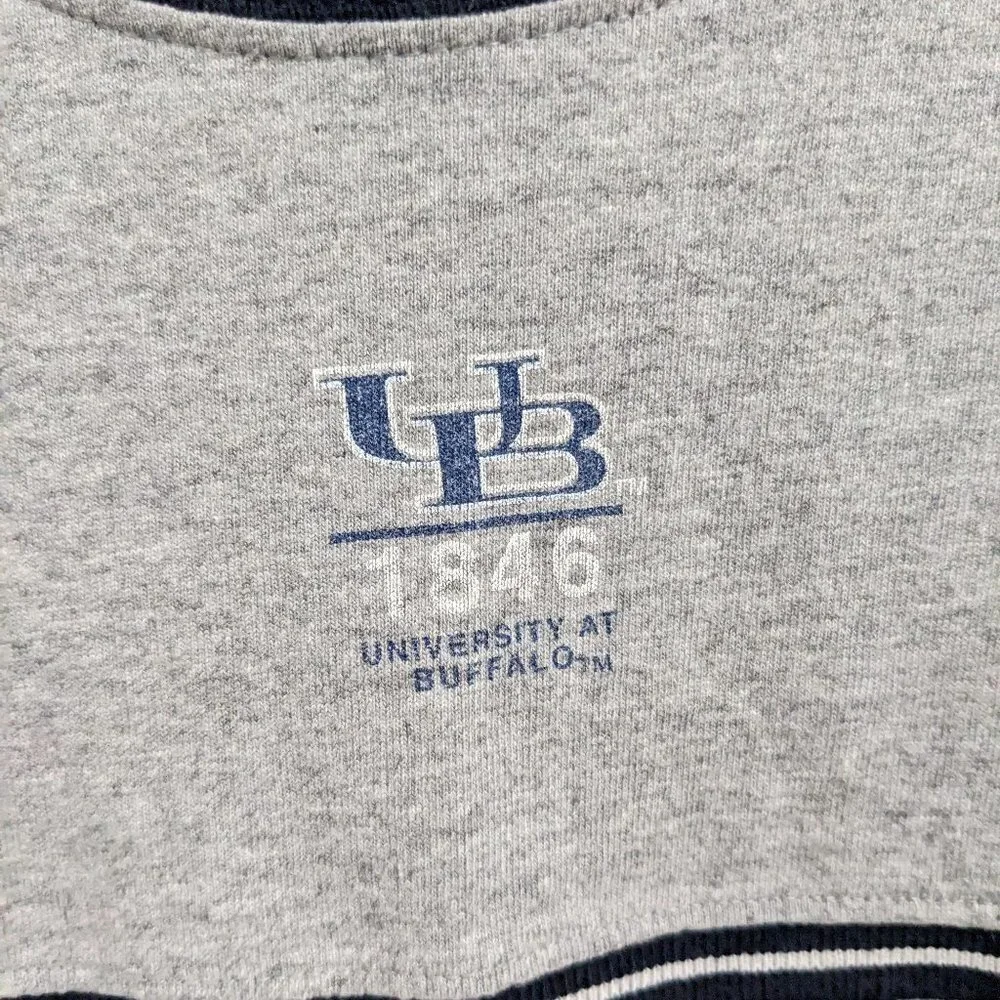 Y2K Jansport University at Buffalo T-Shirt Mens L